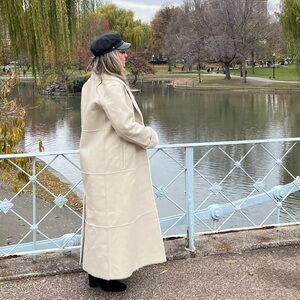 NWT HOUSE of HARLOW FAUX FUR coat SIZE L 
🚨 FINAL PRICE NO OFFER ACCEPT